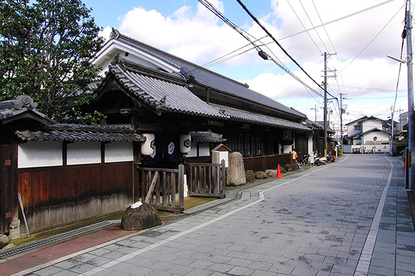 歴史を訪ねて西国街道・能勢街道